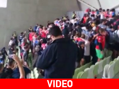 «Κιμ Γιονγκ Ουν ολέ, ολέ, ολέ!»