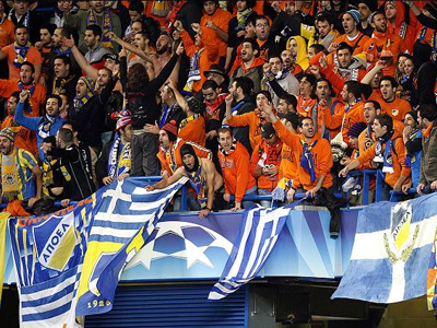 «Μόνο με φανέλες ΑΠΟΕΛ»