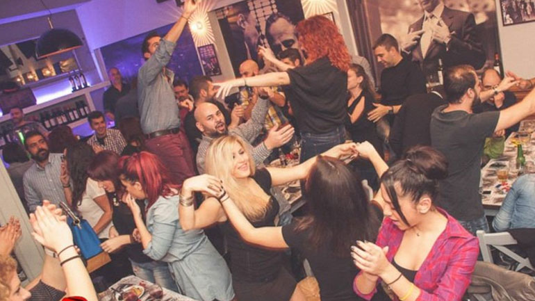 Opening: «Τα καλά παιδιά»- Ζωντανή μουσική και εκλεκτοί μεζέδες στη Νέα Σμύρνη