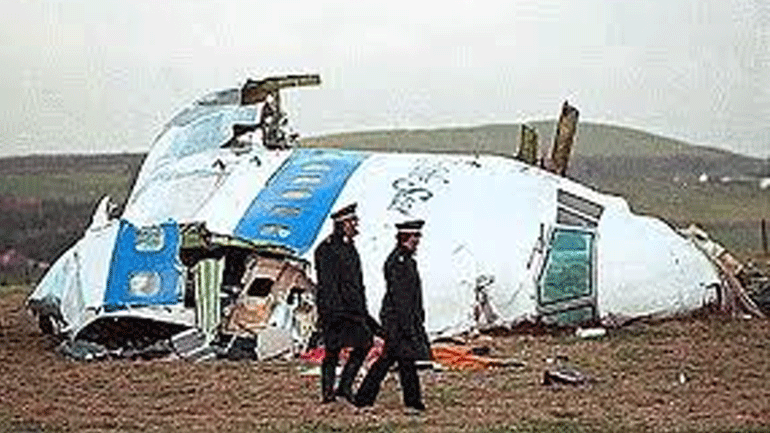 Εντοπίστηκαν δύο ακόμα ύποπτοι για την έκρηξη αεροπλάνου στο Λόκερμπι της Σκωτίας Εντοπίστηκαν δύο ακόμα ύποπτοι για την έκρηξη αεροπλάνου στο Λόκερμπι της Σκωτίας