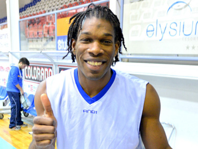 Ανανέωσε με τον Κολοσσό ο Όσμπι