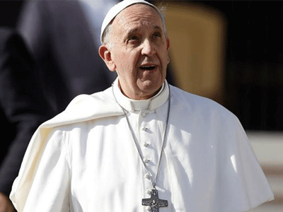 Ο Πάπας Φραγκίσκος φοράει Diesel;