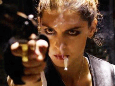 Γιουλίκα Σκαφιδά: Τραυματίστηκε στα γυρίσματα της 10ης εντολής