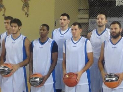 Πέρασαν τα ιατρικά στον Ίκαρο