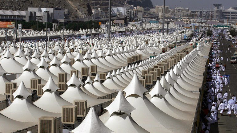 Αρνείται ότι δεν βοηθάει τους Σύρους πρόσφυγες η Σαουδική Αραβία