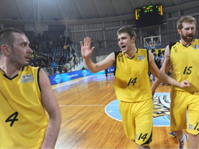 Μπάσκετ: Νικητής στο ντέρμπι ο Άρης, 62-57 τον ΠΑΟΚ Μπάσκετ: Νικητής στο ντέρμπι ο Άρης, 62-57 τον ΠΑΟΚ