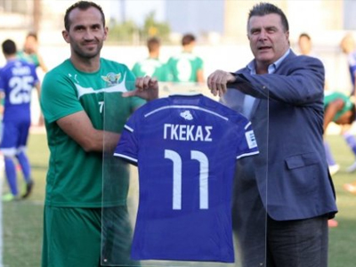 Βράβευσε τον Φάνη Γκέκα η Καλλονή