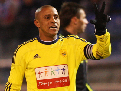 Συνεχίζει ο Ρομπέρτο Κάρλος!