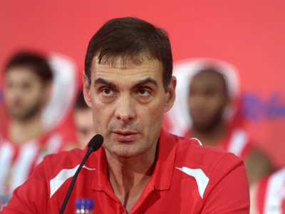 «Να κάνουμε πολλά ταξίδια»