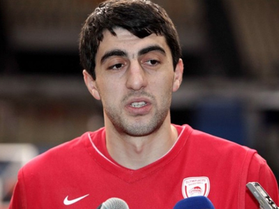 Παίζει ο Σερμαντίνι