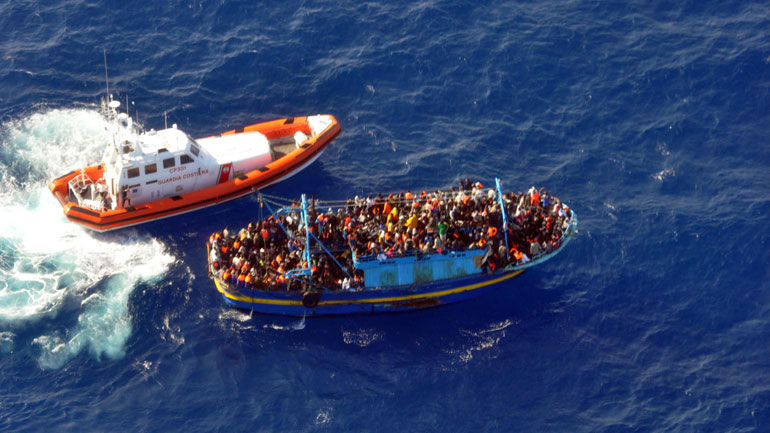 Περισσότεροι από 5.000 μετανάστες διασώθηκαν στη Μεσόγειο