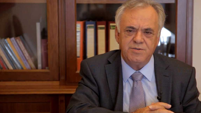 Δραγασάκης: «Τιμούμε τη συμφωνία, περιμένουμε να την τιμήσουν και οι εταίροι μας»