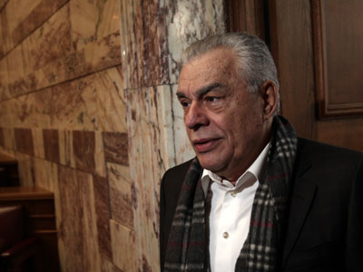 «Μην ψωνίζετε σαν… παγώνια»