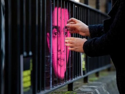 Οκτώ φυλακισμένοι μαθητές ενός ξεχωριστού σχολείου διηγούνται…