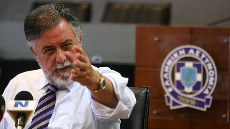 Βολές Πανούση κατά Βαρουφάκη, Ζωής και Λαφαζάνη