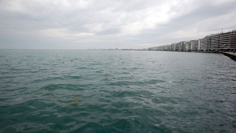 Πετρελαιοκηλίδα στον Θερμαϊκό Κόλπο από δεξαμενόπλοιο