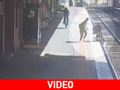 Έριξε το παιδί της στις ράγες υπό την επήρεια αλκοόλ