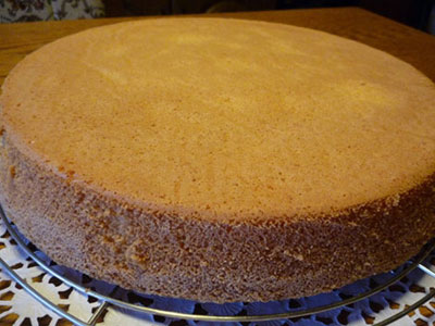 Παντεσπάνι για τους κοινοβουλευτικούς συντάκτες