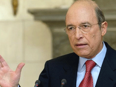 Φωτιά στο εξοχικό του Σημίτη Φωτιά στο εξοχικό του Σημίτη