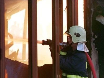 Στις φλόγες τυλίχθηκε ταβέρνα στο Απαλό Αλεξανδρούπολης