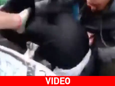 Πέταξαν αξιωματούχο της Ουκρανίας σε… κάδο απορριμμάτων