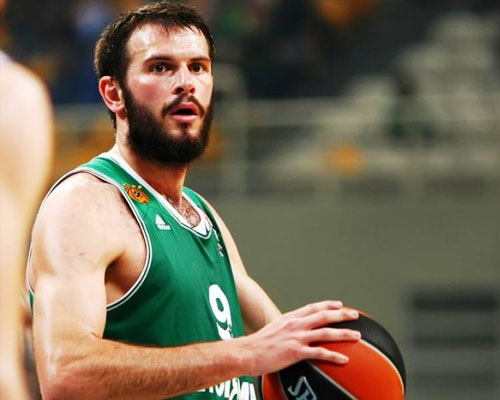 «Για τη νίκη στο ΣΕΦ»