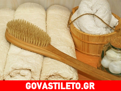 Αποτοξίνωσε το δέρμα σου με σκληρή βούρτσα