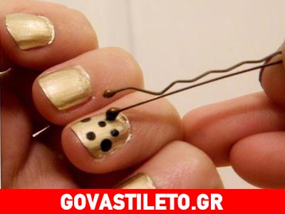 Κάνε πουά τα νύχια σου