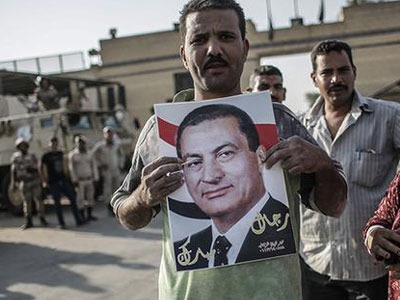 Aπαλλάχθηκε από τις κατηγορίες για συνωμοσία