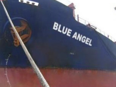 Revoil: Νέες ναυλώσεις φορτηγών πλοίων