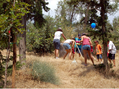 Δενδροφυτεύσεις και νέες παιδικές χαρές στο Δήμο Νίκαιας- Ρέντη
