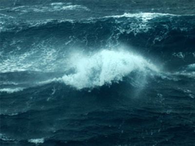 Δεν «έδεσε» στην Κίμωλο λόγω καιρού