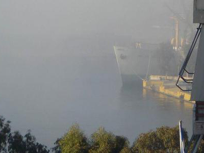 Δείτε ΤΩΡΑ την ομίχλη από το λιμάνι
