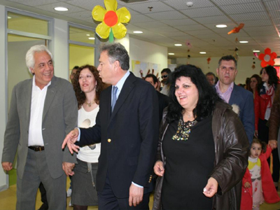 Εγκαίνια παιδικού σταθμού από τον Σγουρό