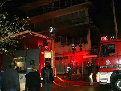 Φωτιά σε καφετέρια στην Ελευσίνα