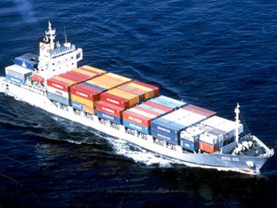 “Μάχη” κυριαρχίας στις θαλάσσιες ρότες