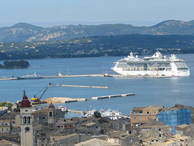 Κινητοποιήθηκαν στο λιμάνι της Κέρκυρας