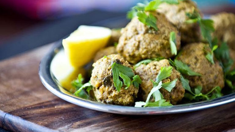 Κολοκυθοκεφτέδες με βασιλικό και φέτα