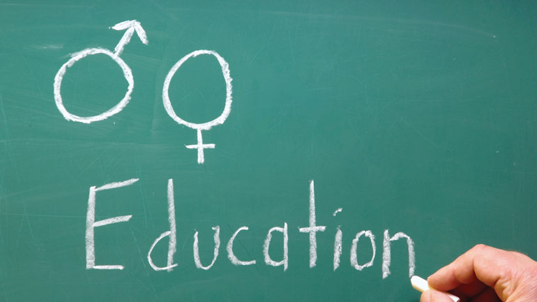 Πότε πρέπει να αρχίσετε να μιλάτε στα παιδιά σας για το σεξ;