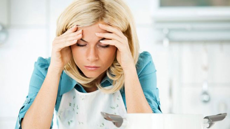 Οι πιθανές αιτίες που κάνουν τις μαμάδες να νιώθουν μονίμως κουρασμένες