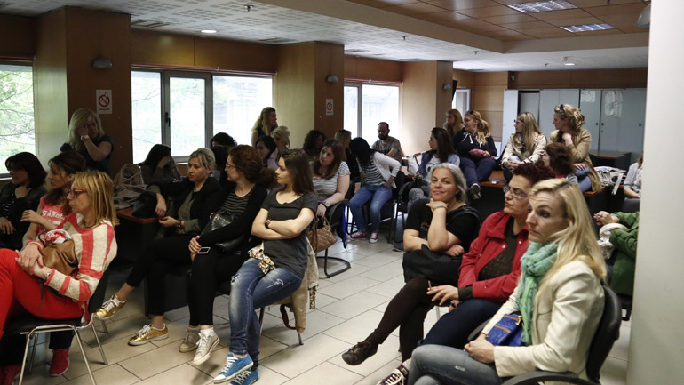 Συνεχίζεται η κατάληψη στα γραφεία του ΟΑΕΕ από πρώην συμβασιούχους