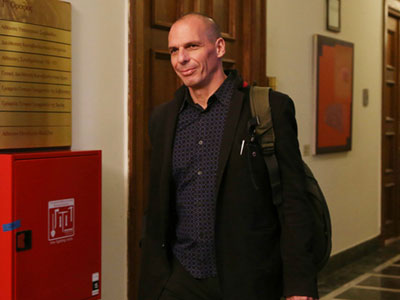 H Liberation κατηγορεί τον Βαρουφάκη για σνομπισμό