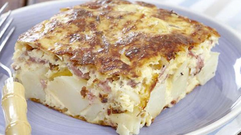 Σουφλέ πατάτας με μπέικον