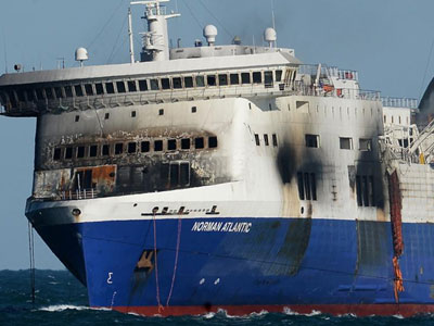 Norman Atlantic: Καταγγέλλουν γραφειοκρατικά εμπόδια για την αποζημίωση των διασωθέντων