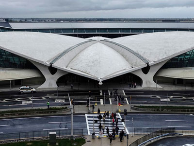 Απεβίωσε κατά τη διάρκεια υπερατλαντικής πτήσης