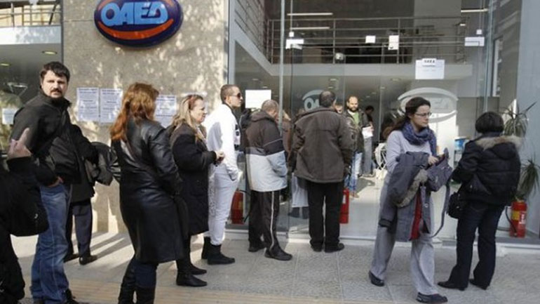 Αφορολόγητα τα επιδόματα του ΟΑΕΔ για εισόδημα ως 10.000 ευρώ