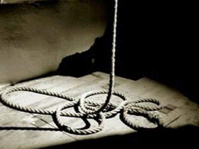 Βρέθηκε απαγχονισμένος στο σπίτι του