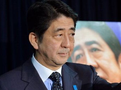 Ιαπωνία: Συντριπτική νίκη για τον συνασπισμό του πρωθυπουργού δίνουν τα exit polls