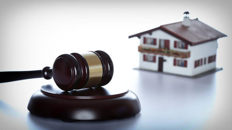 Έως την 1η Ιανουαρίου του 2016 θα έχει ψηφιστεί η διάταξη αναστολής πλειστηριασμών Έως την 1η Ιανουαρίου του 2016 θα έχει ψηφιστεί η διάταξη αναστολής πλειστηριασμών