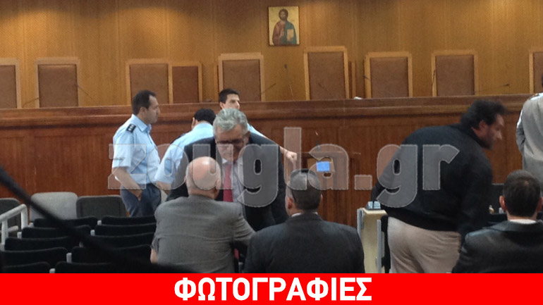 Διεκόπη η δίκη – Νέο αίτημα για αλλαγή της αίθουσας Διεκόπη η δίκη – Νέο αίτημα για αλλαγή της αίθουσας